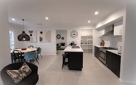 Oasis On Silverwoods Black Bull Golf Course And Lake Mulwaka